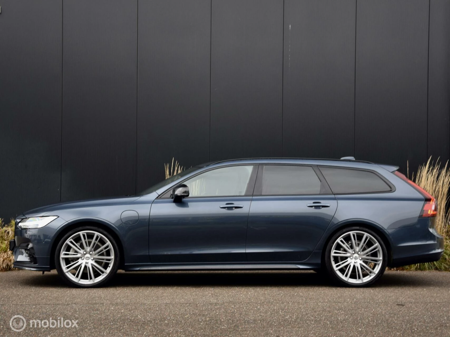 Hoofdafbeelding Volvo V90