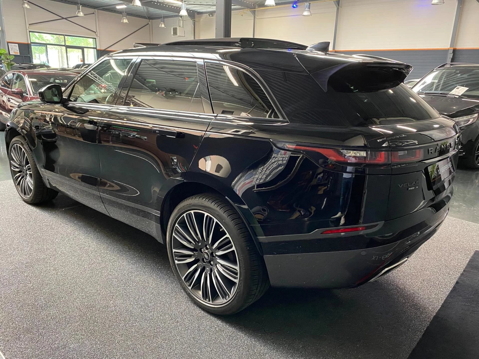 Hoofdafbeelding Land Rover Range Rover Velar