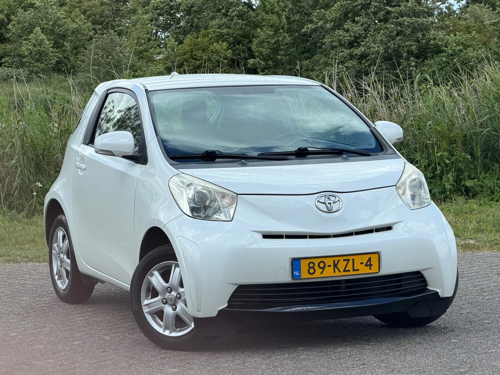 Hoofdafbeelding Toyota iQ
