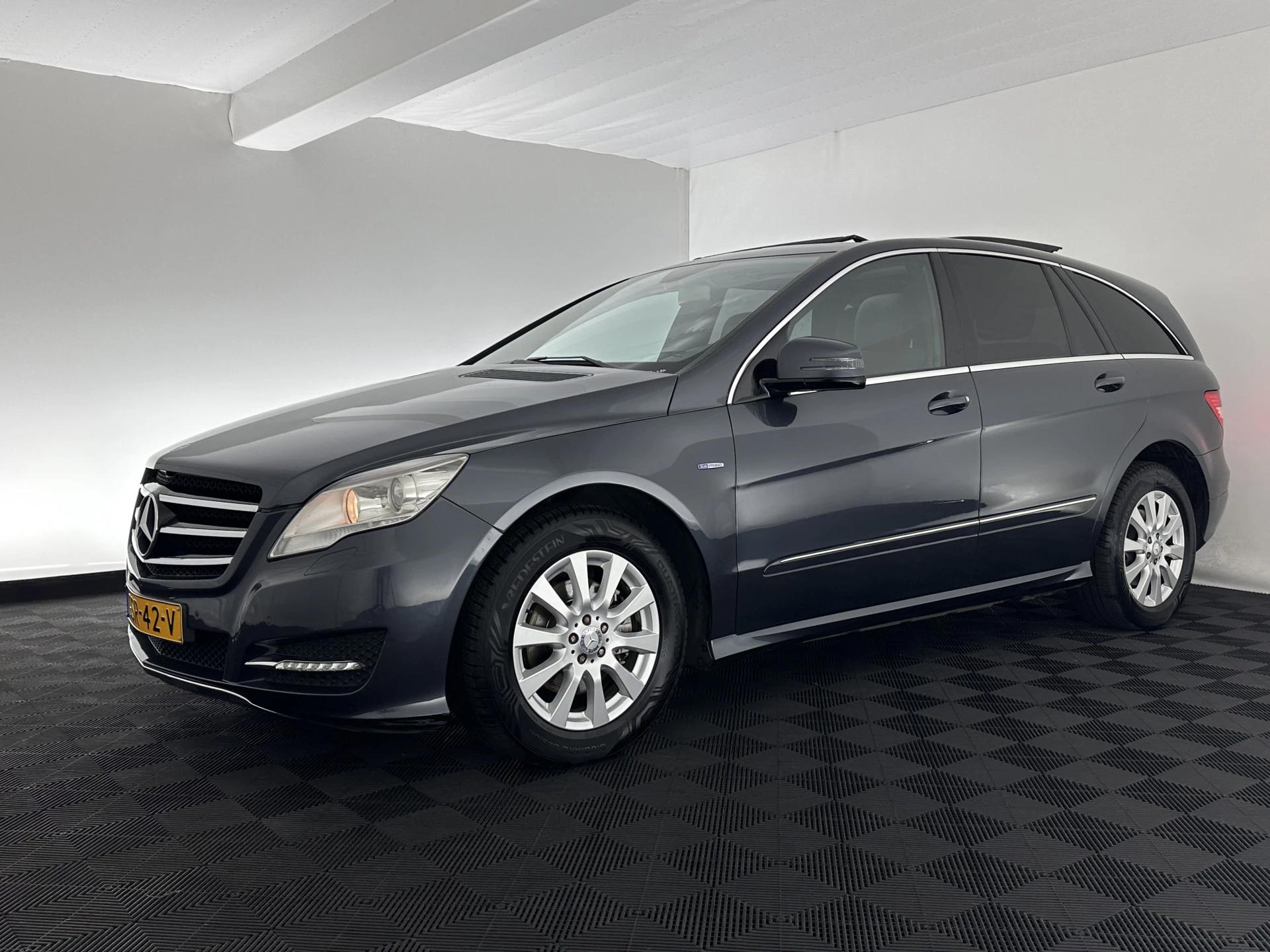 Hoofdafbeelding Mercedes-Benz R-Klasse