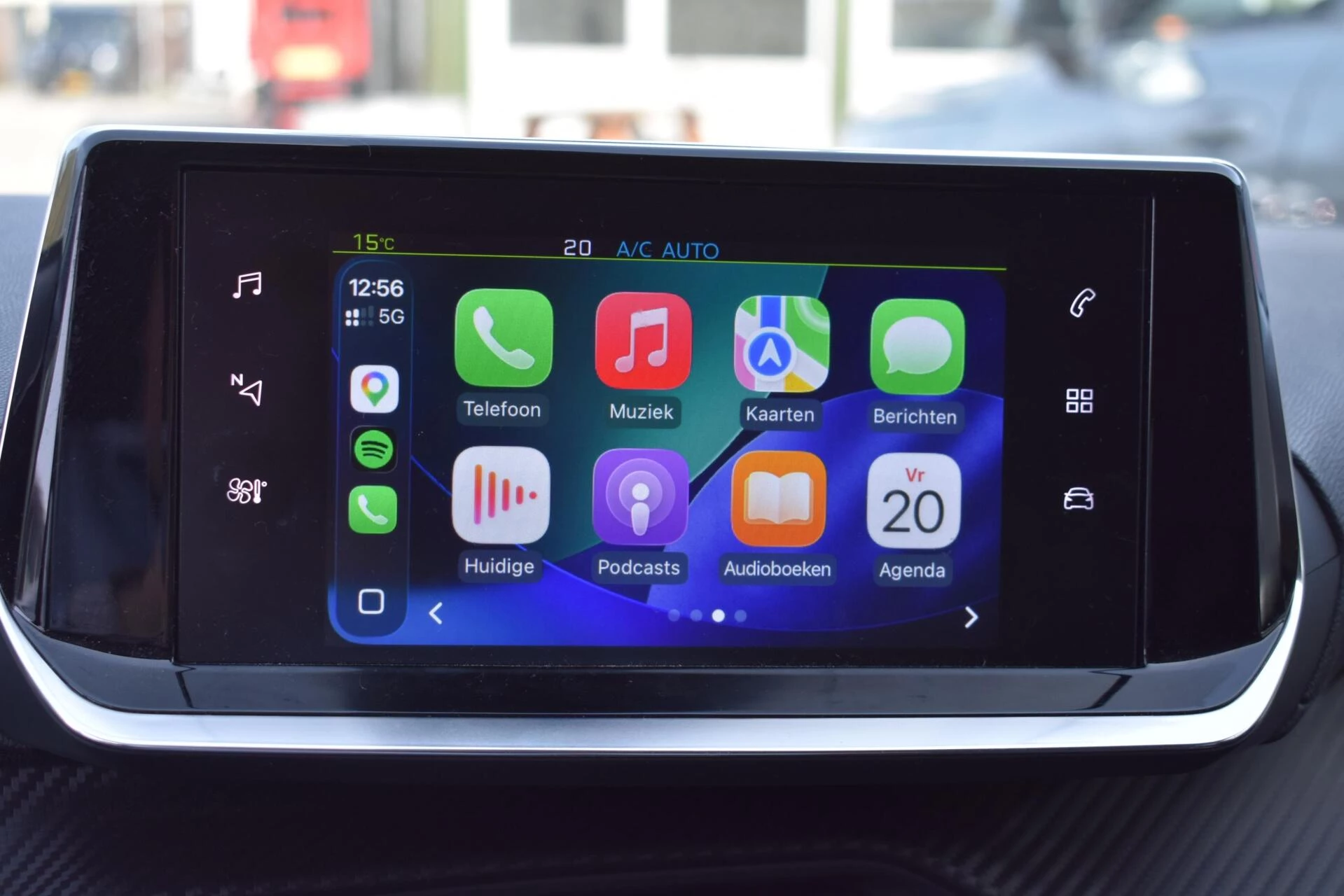 Hoofdafbeelding Peugeot e-208