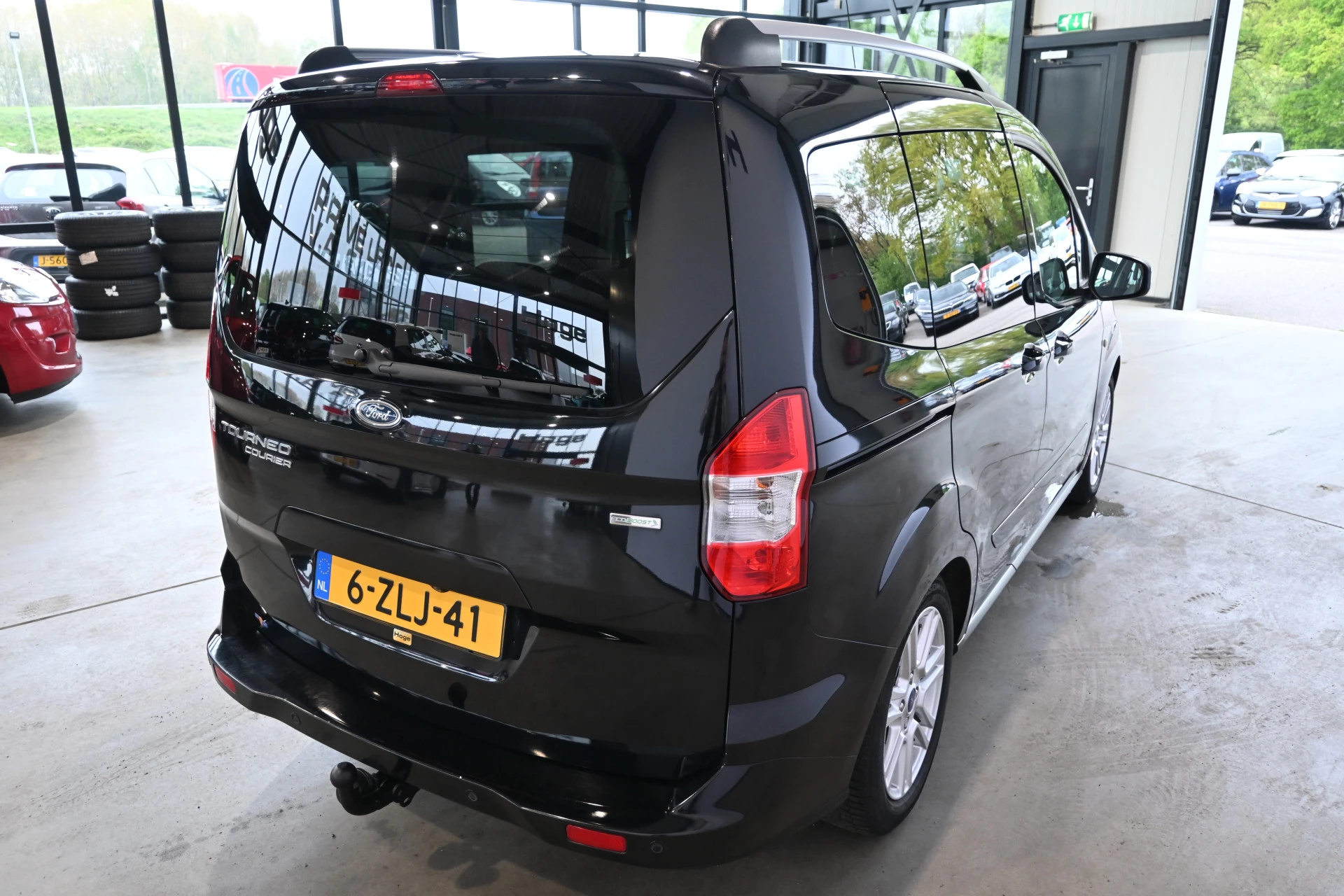 Hoofdafbeelding Ford Tourneo Courier