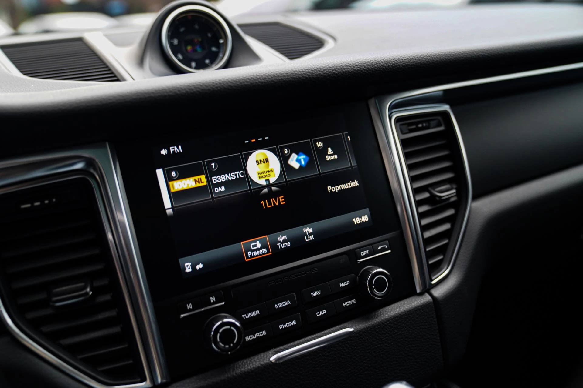 Hoofdafbeelding Porsche Macan