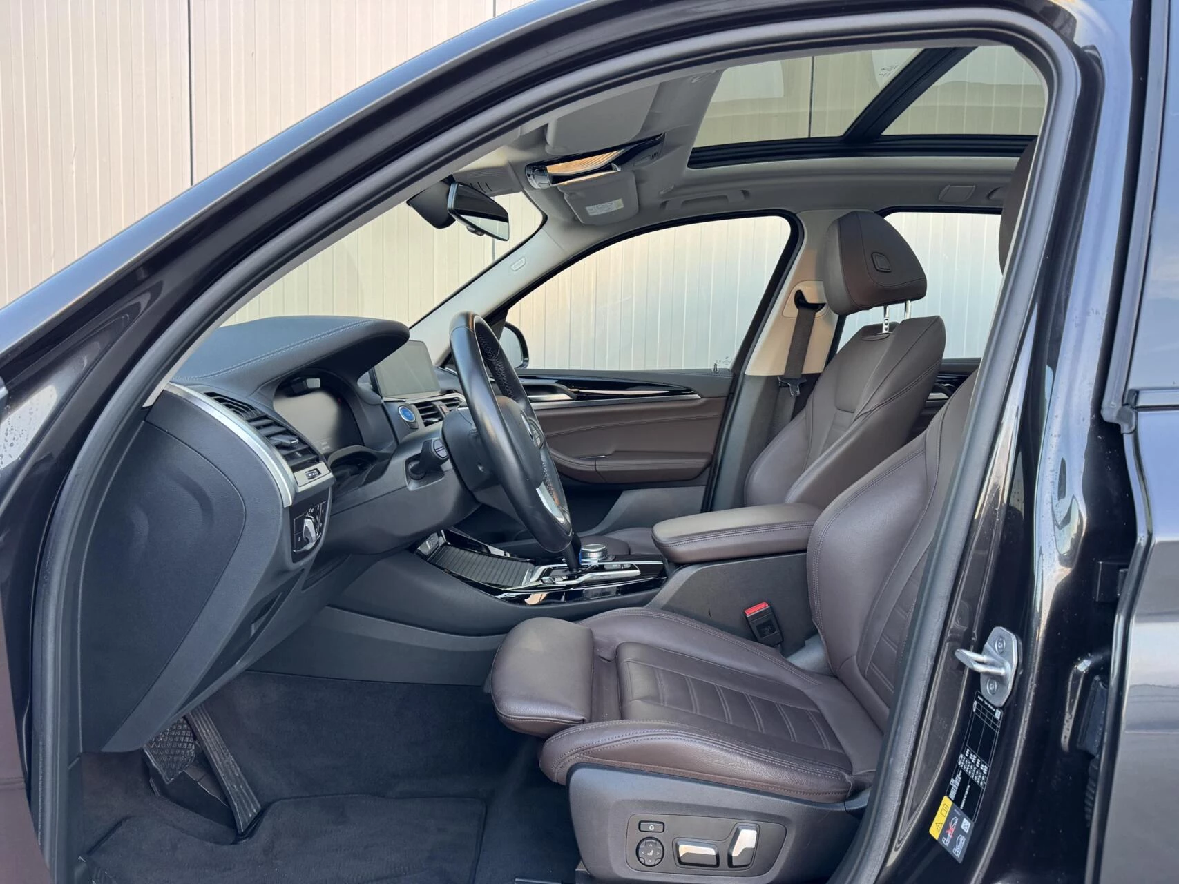 Hoofdafbeelding BMW iX3