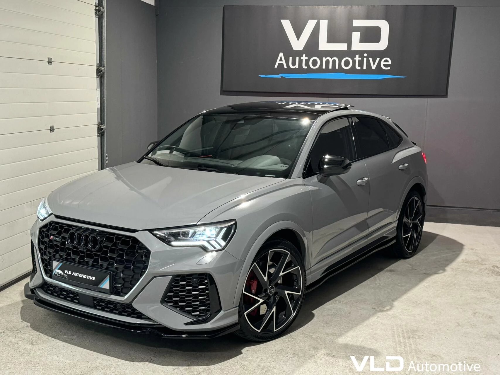 Hoofdafbeelding Audi RSQ3