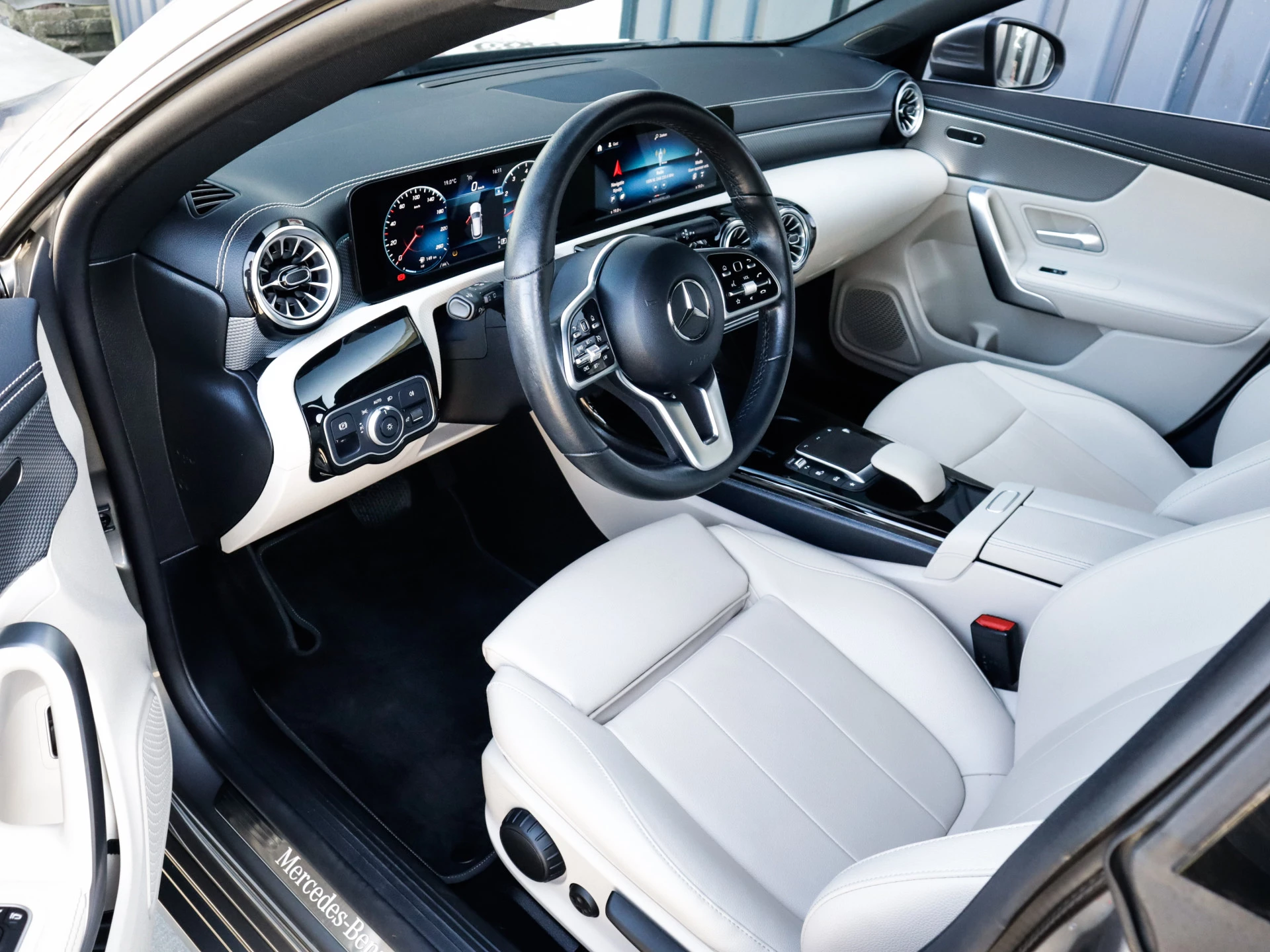 Hoofdafbeelding Mercedes-Benz CLA