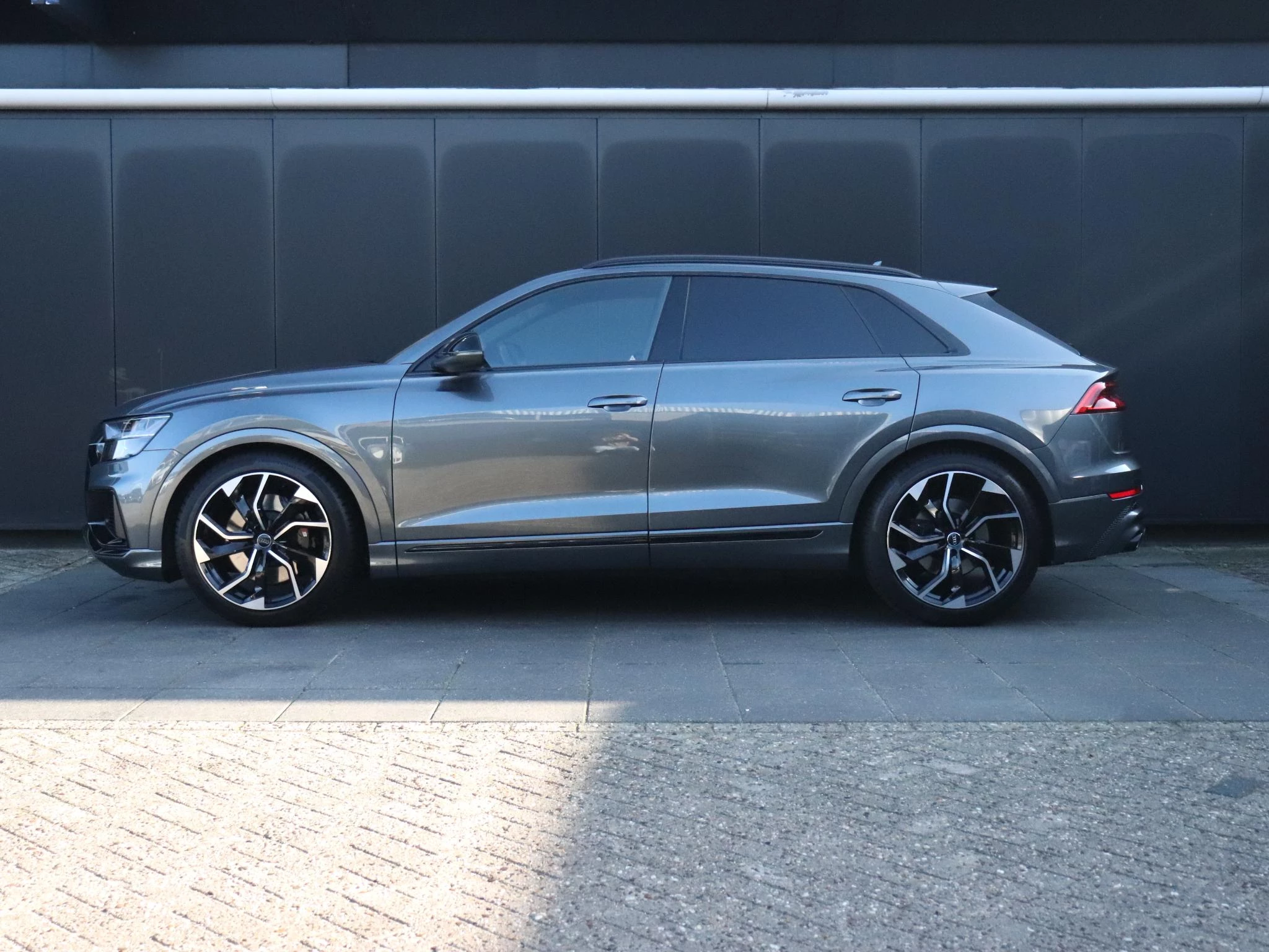 Hoofdafbeelding Audi Q8