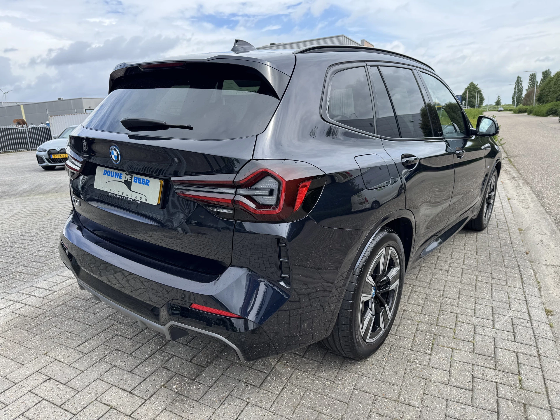 Hoofdafbeelding BMW iX3