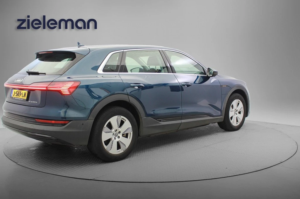 Hoofdafbeelding Audi e-tron