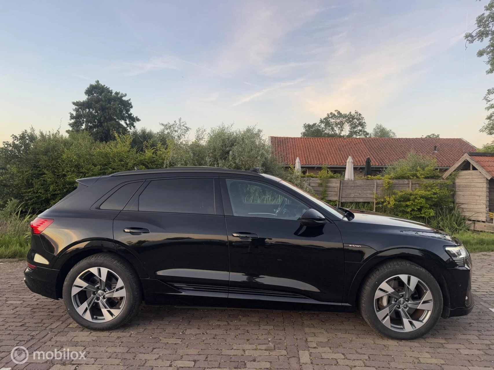 Hoofdafbeelding Audi e-tron
