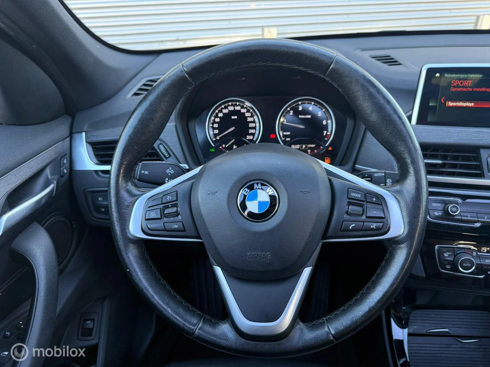 Hoofdafbeelding BMW X1