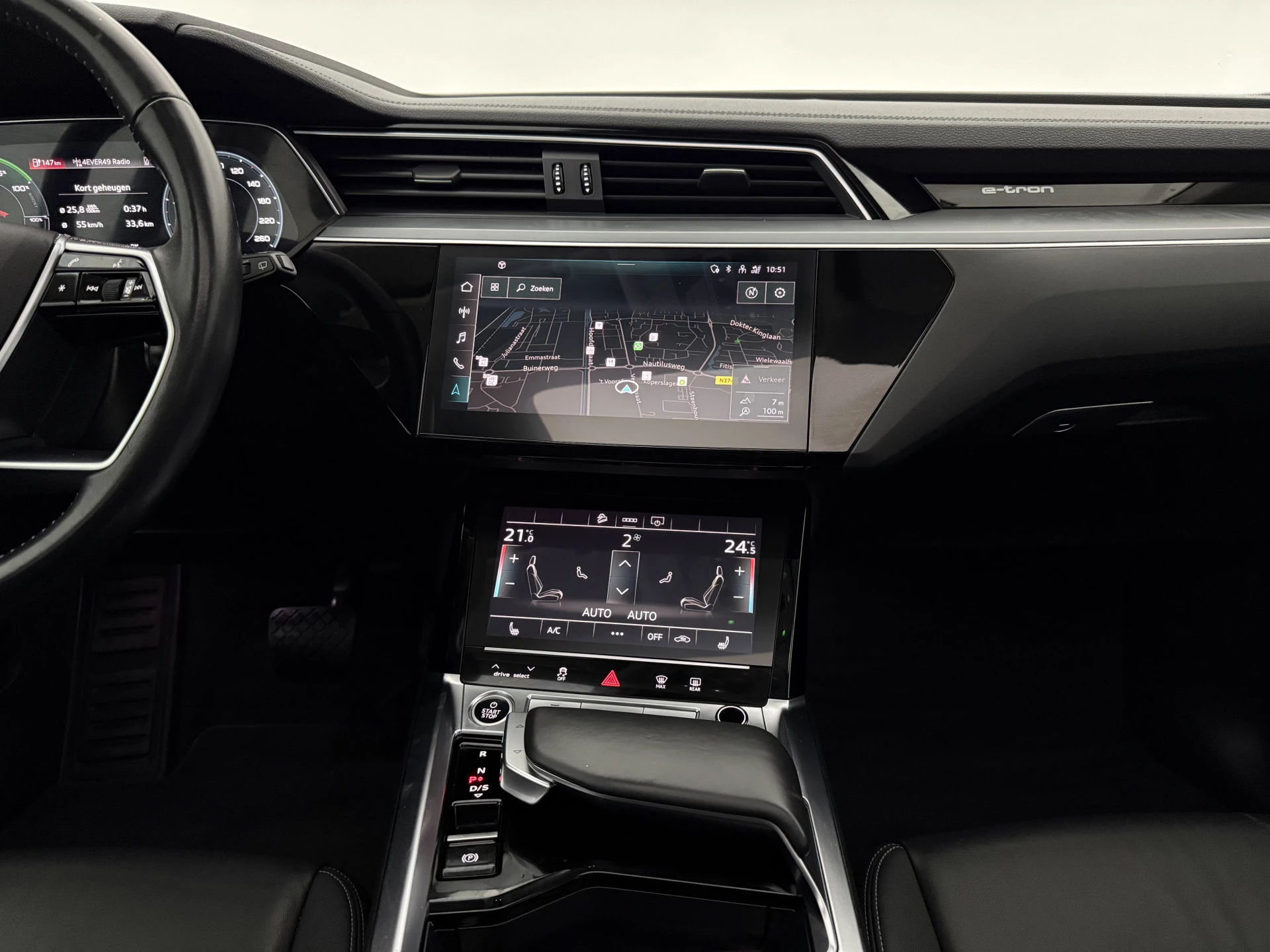 Hoofdafbeelding Audi e-tron