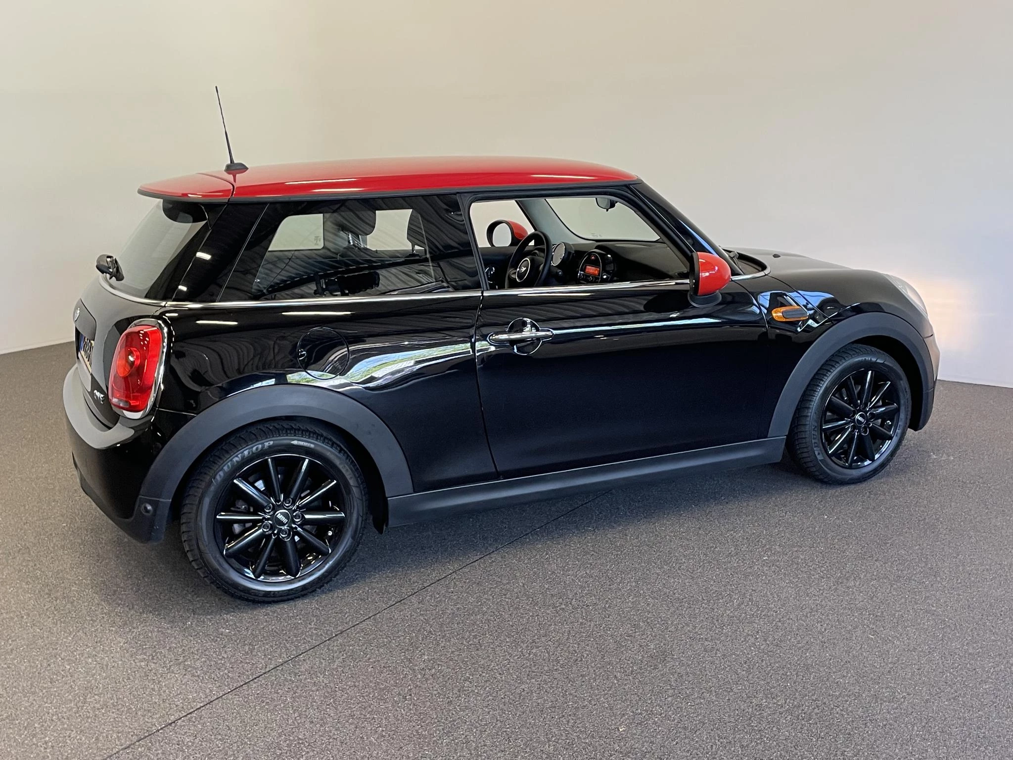 Hoofdafbeelding MINI One