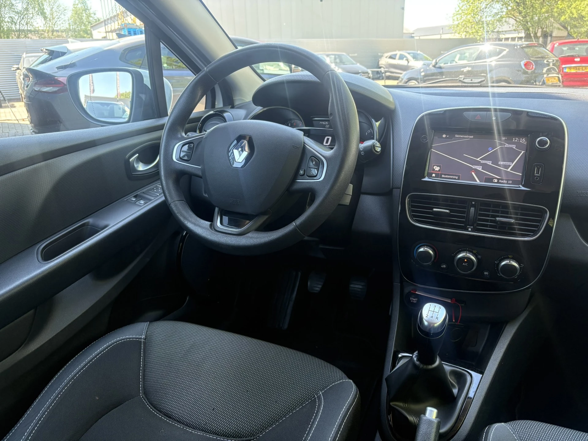 Hoofdafbeelding Renault Clio