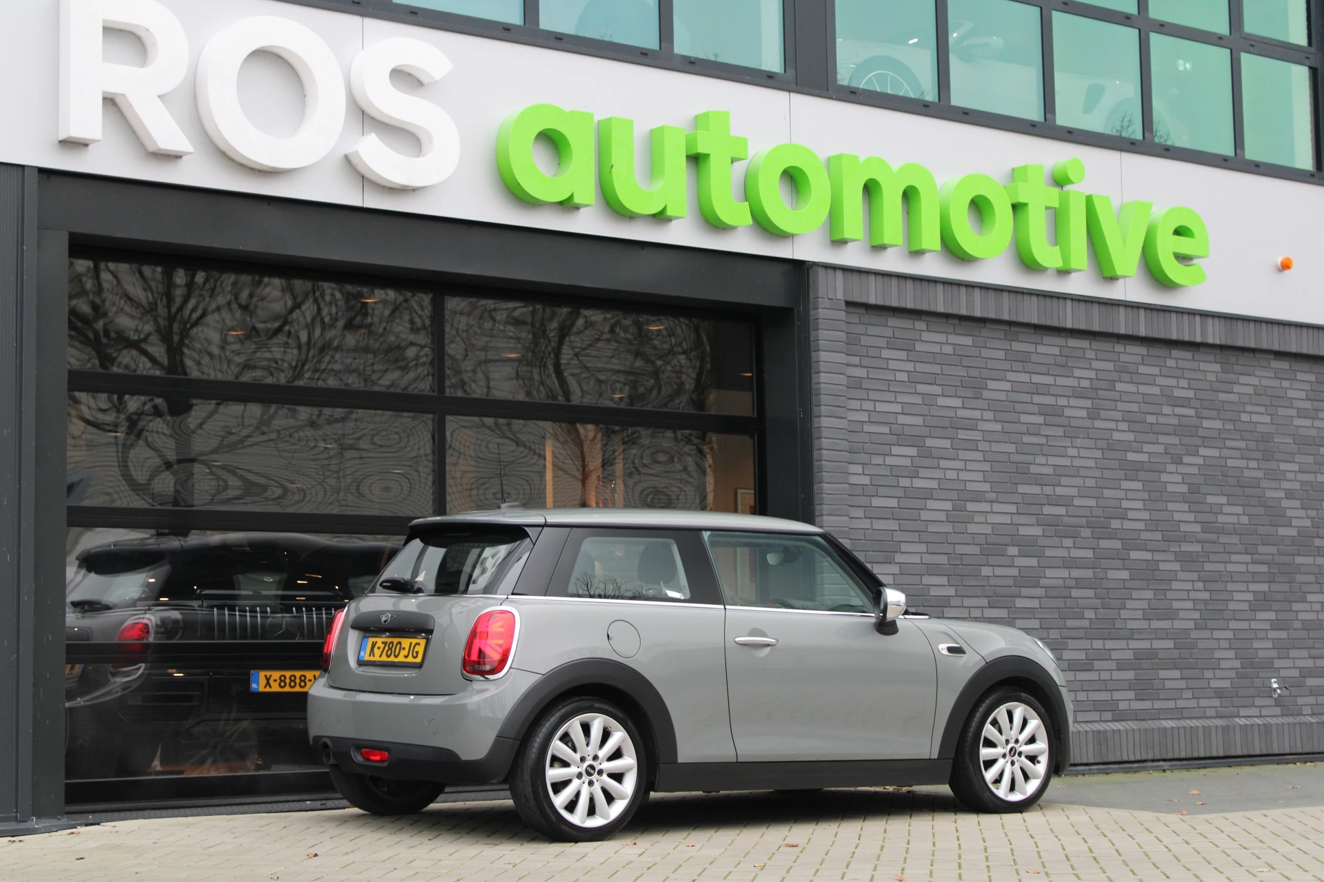 Hoofdafbeelding MINI One