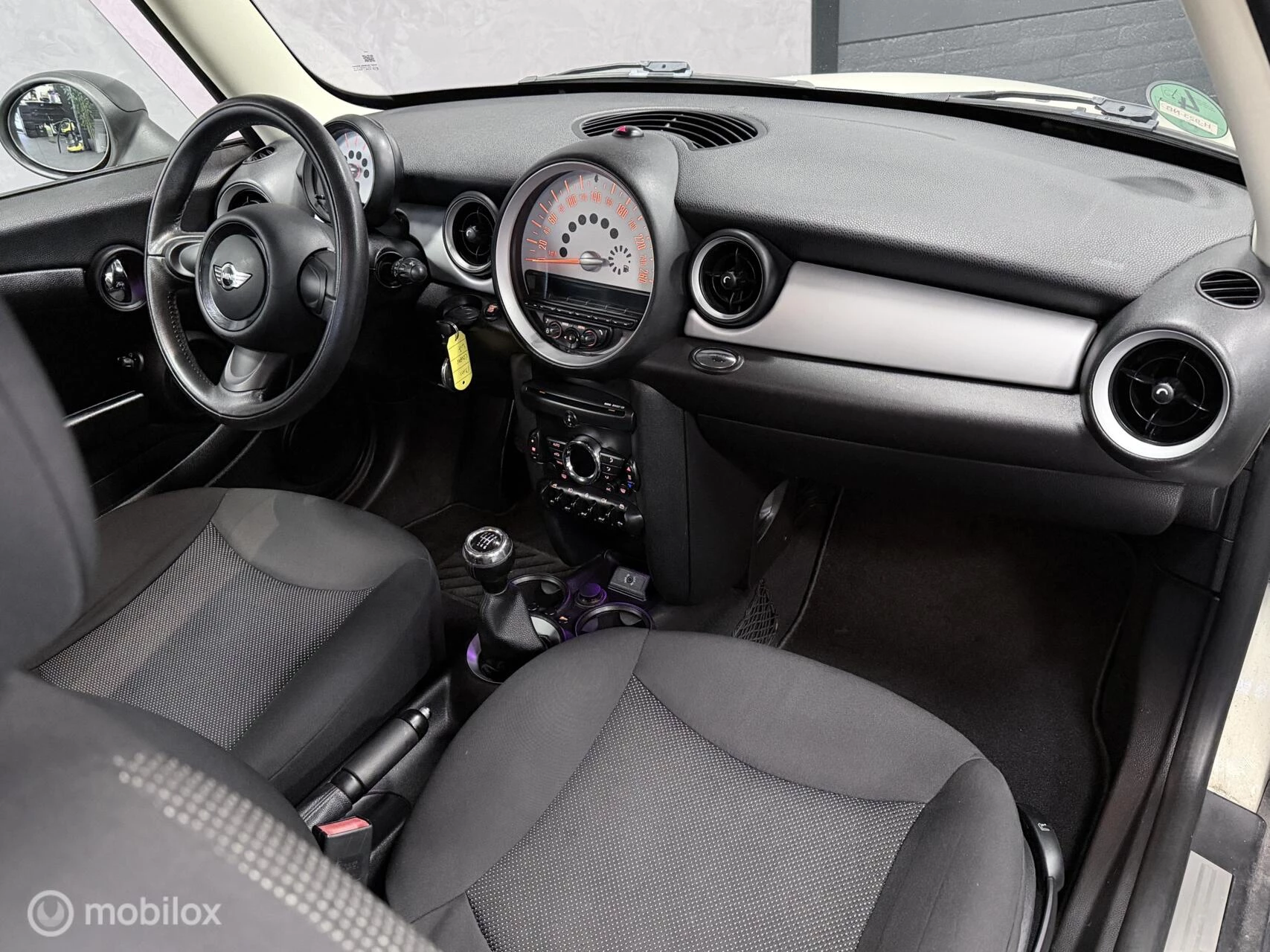 Hoofdafbeelding MINI One