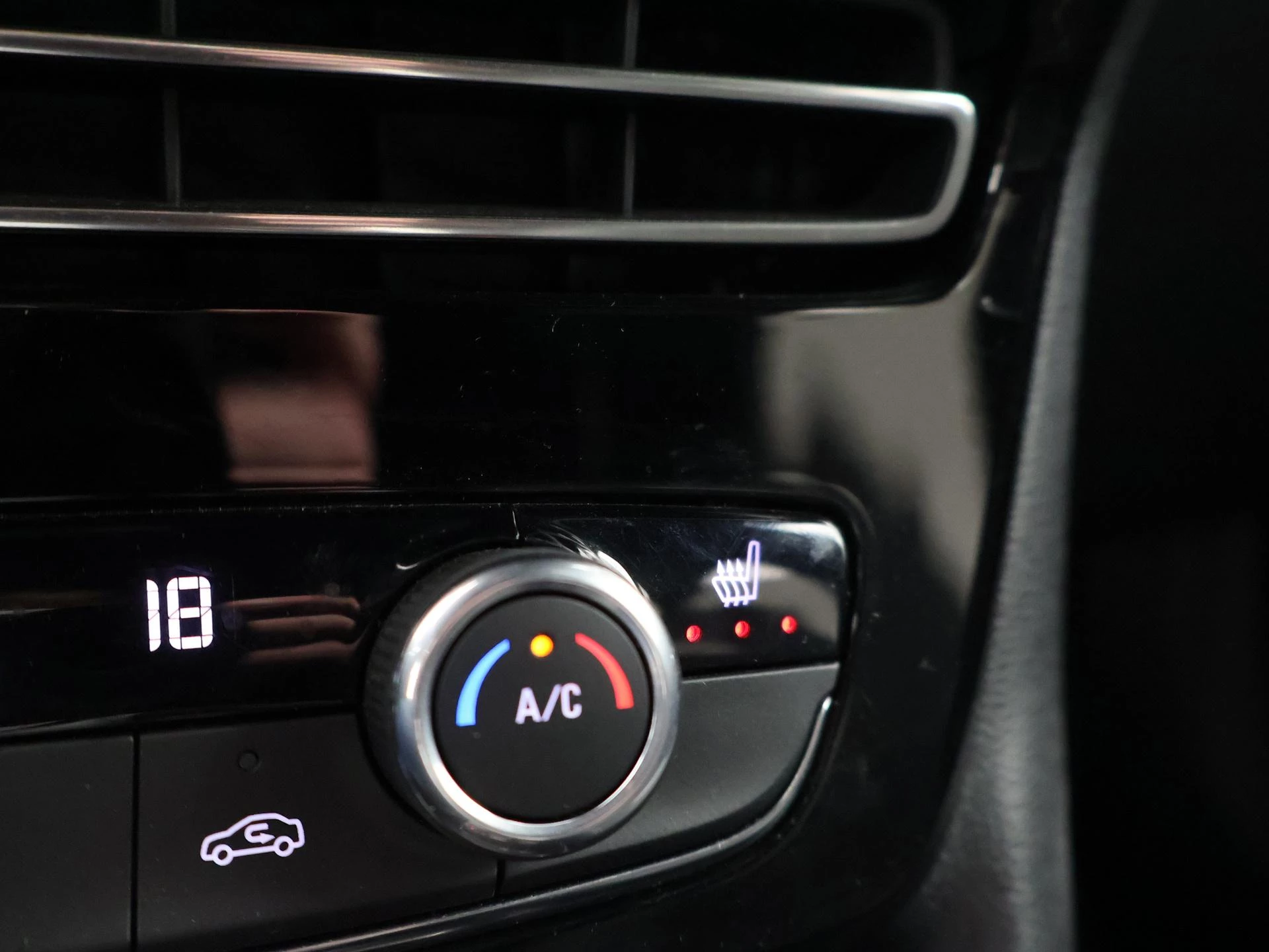Hoofdafbeelding Opel Mokka-e