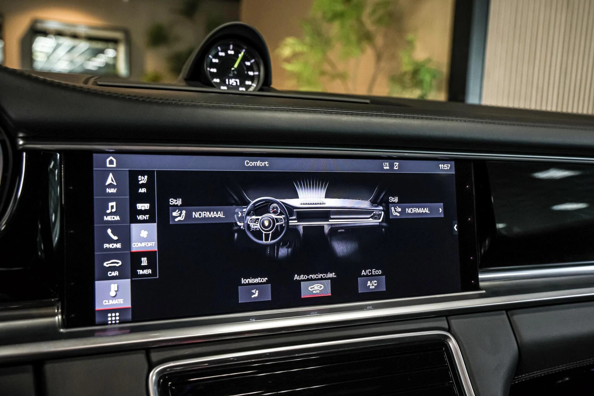 Hoofdafbeelding Porsche Panamera