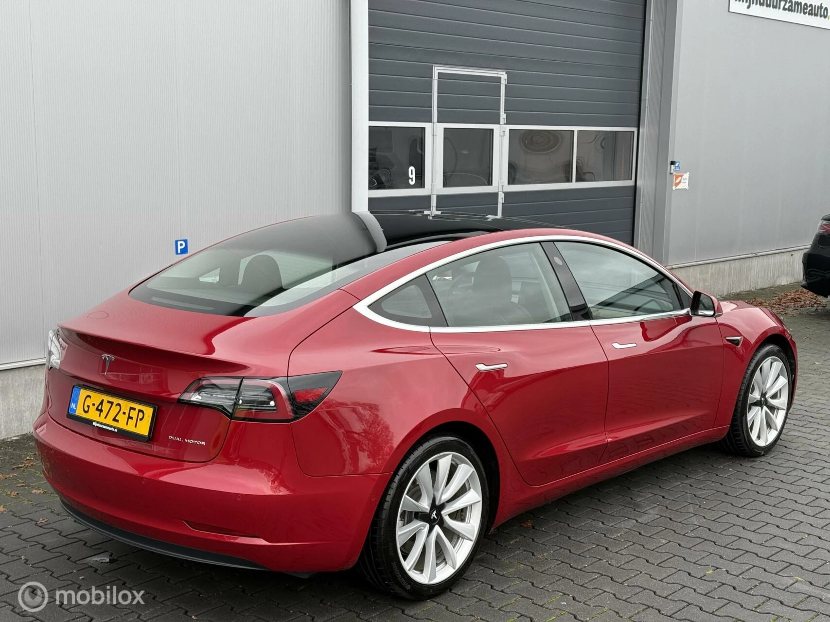 Hoofdafbeelding Tesla Model 3