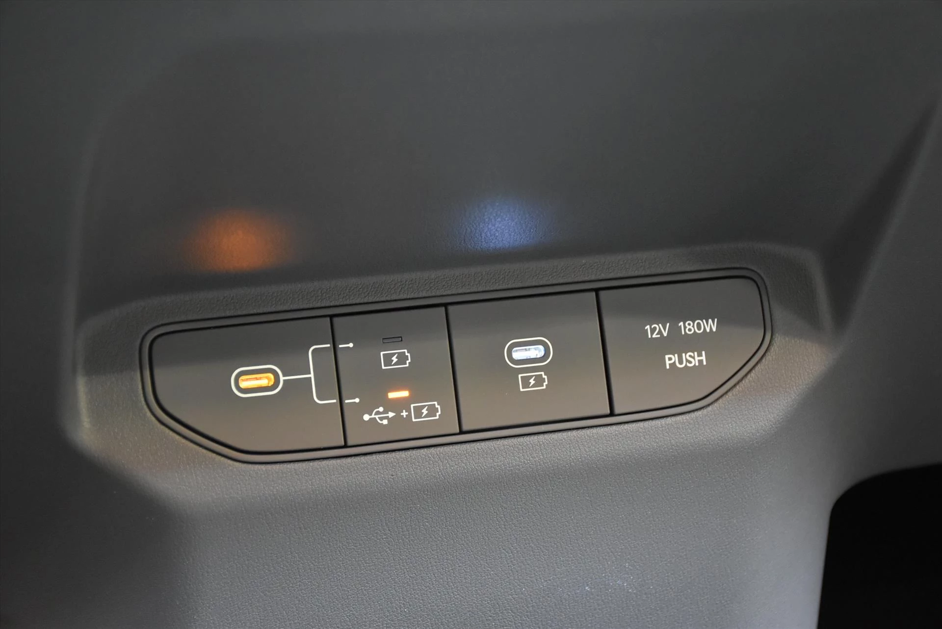Hoofdafbeelding Kia EV3