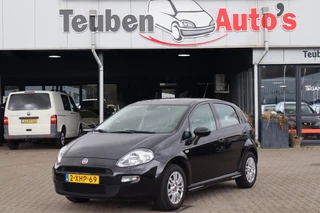 Hoofdafbeelding Fiat Punto Fiat Punto Evo 0.9 TwinAir Street Airco, Elektrische ramen, Trekhaak, Cruise control