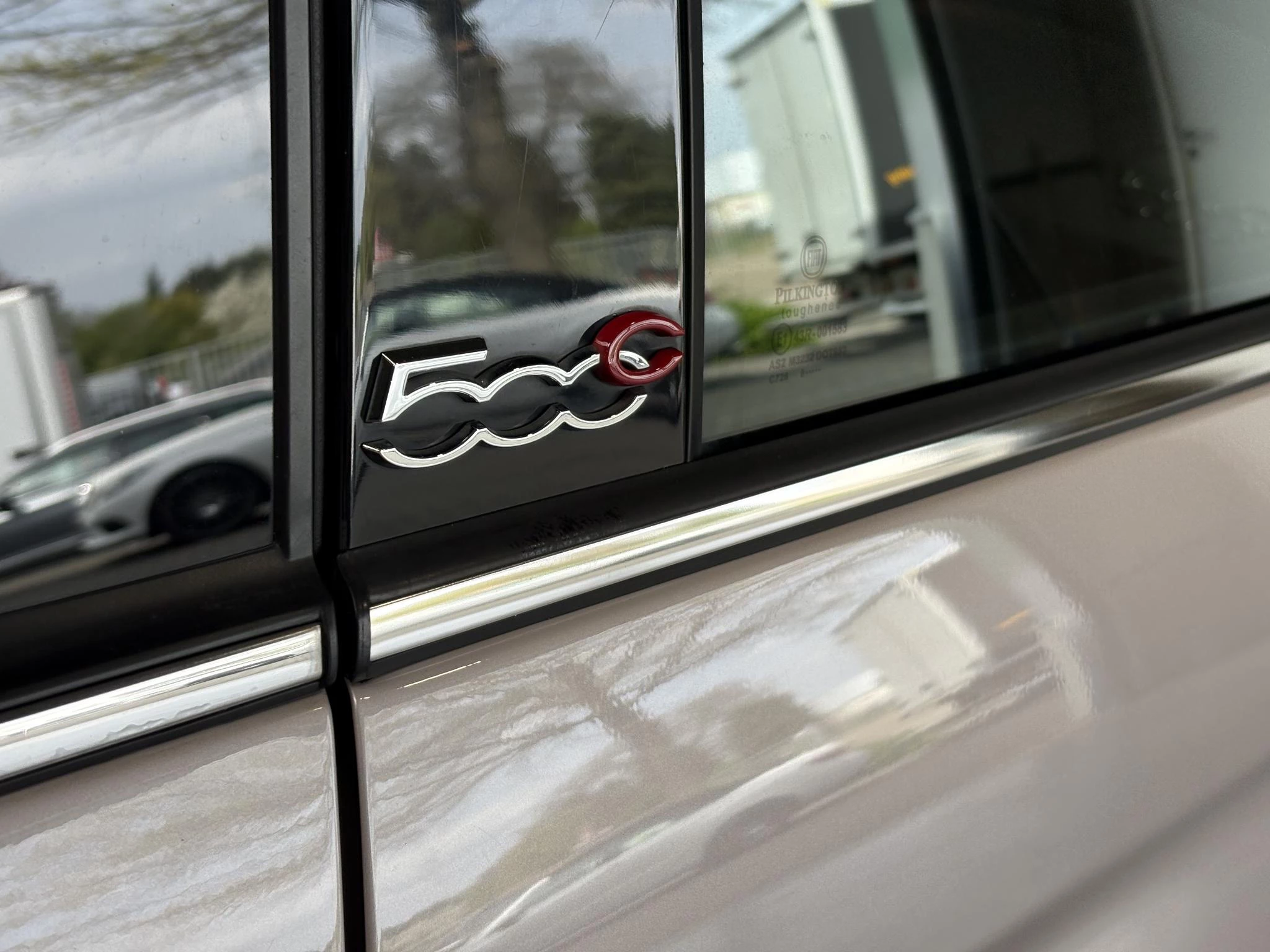 Hoofdafbeelding Fiat 500C