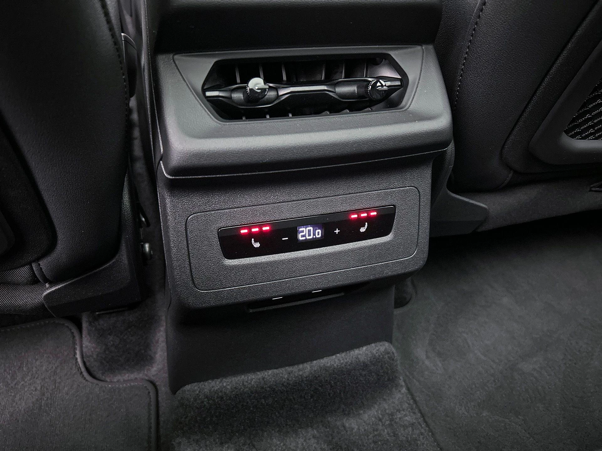 Hoofdafbeelding Audi Q6 e-tron