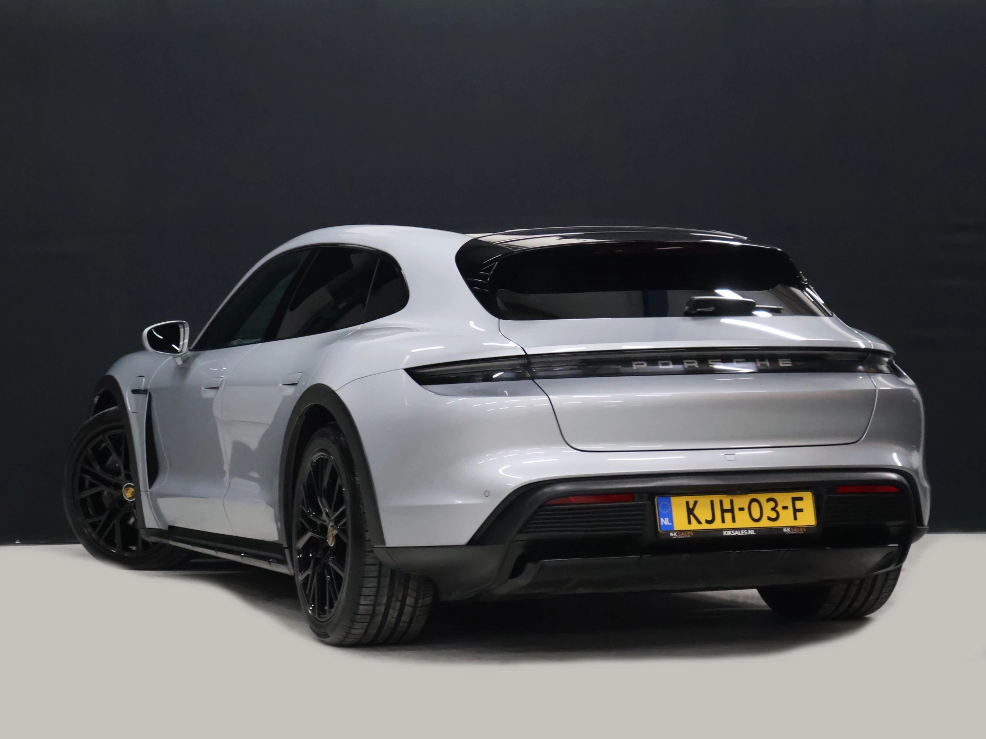 Hoofdafbeelding Porsche Taycan
