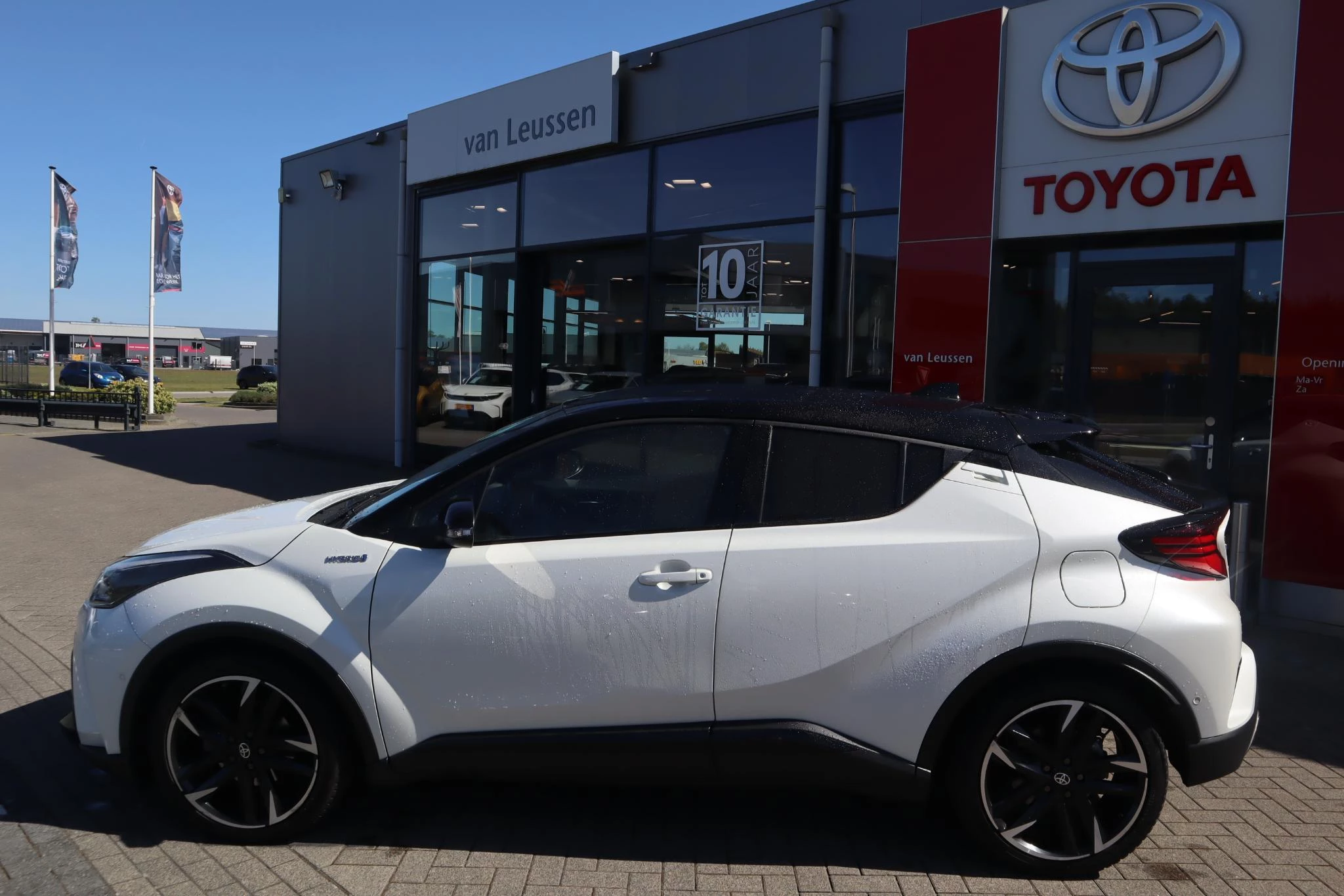 Hoofdafbeelding Toyota C-HR