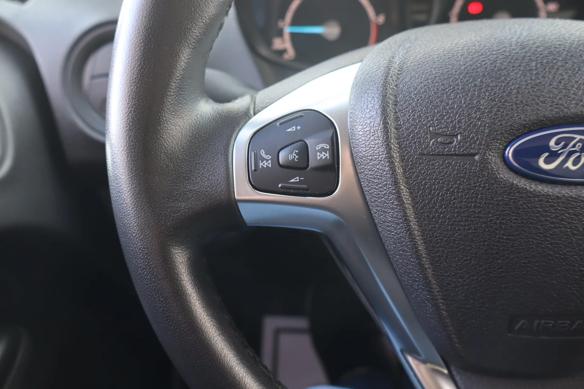 Hoofdafbeelding Ford Transit Courier