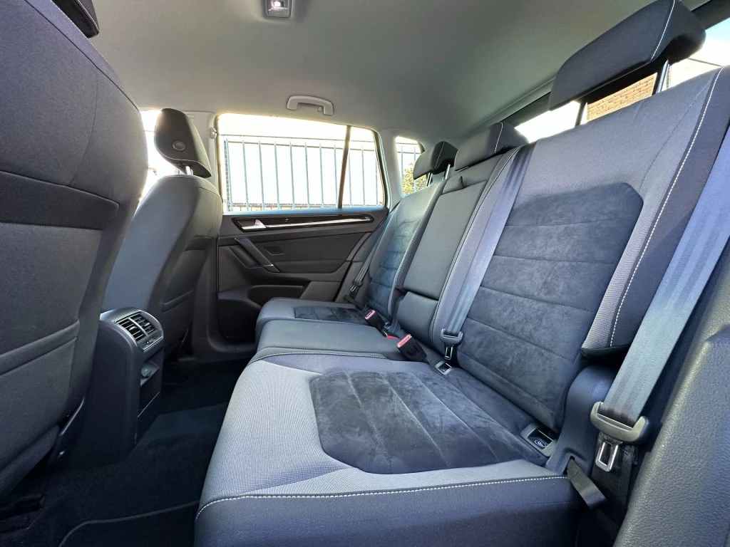 Hoofdafbeelding Volkswagen Golf Sportsvan