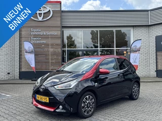 Toyota Aygo X-CLUSIV BI-TONE NL-AUTO LEDER LM-VELGEN APPLE/ANDROID CLIMA CAMERA BLUETOOTH KEYLESS