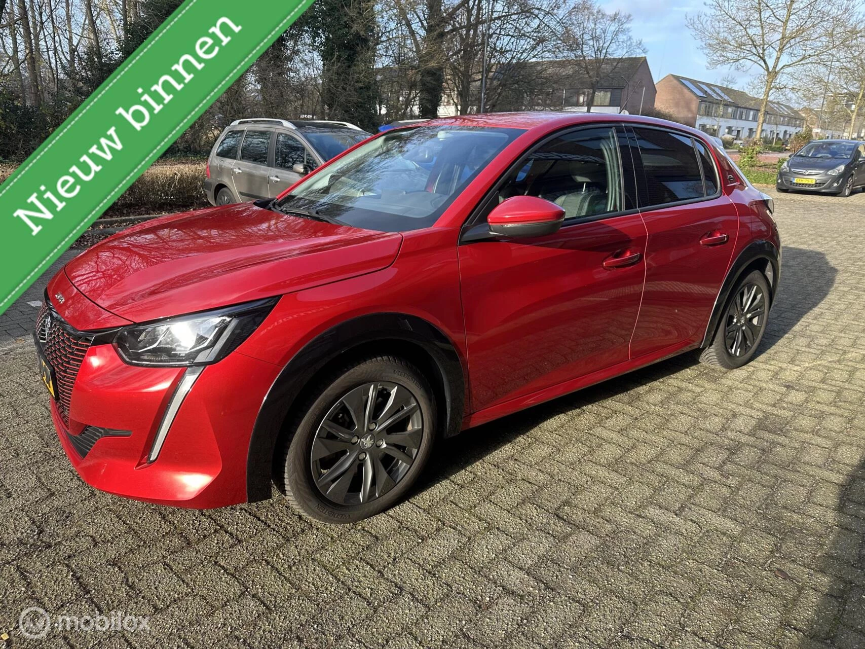 Hoofdafbeelding Peugeot e-208