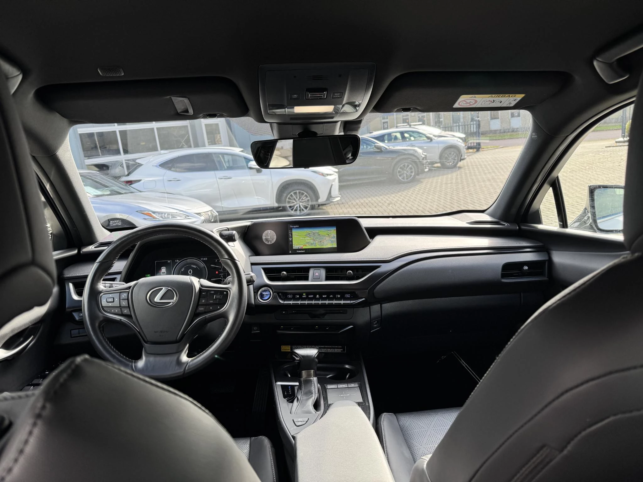 Hoofdafbeelding Lexus UX