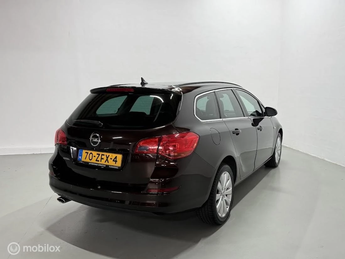 Hoofdafbeelding Opel Astra