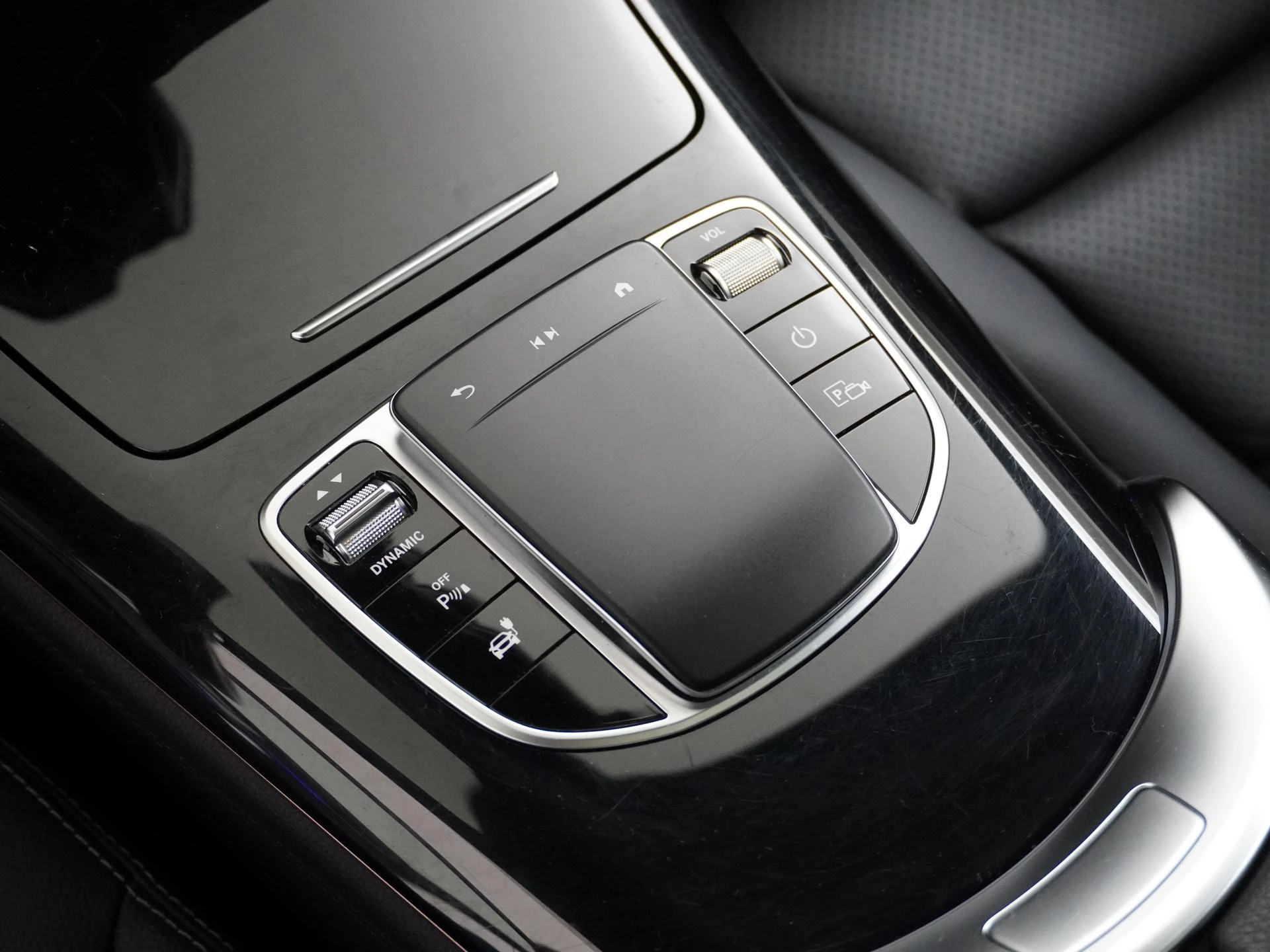 Hoofdafbeelding Mercedes-Benz EQC