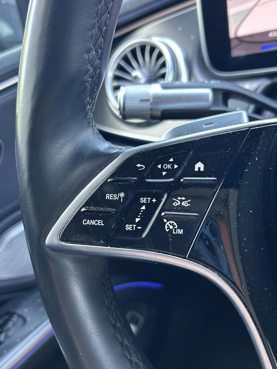 Hoofdafbeelding Mercedes-Benz EQS