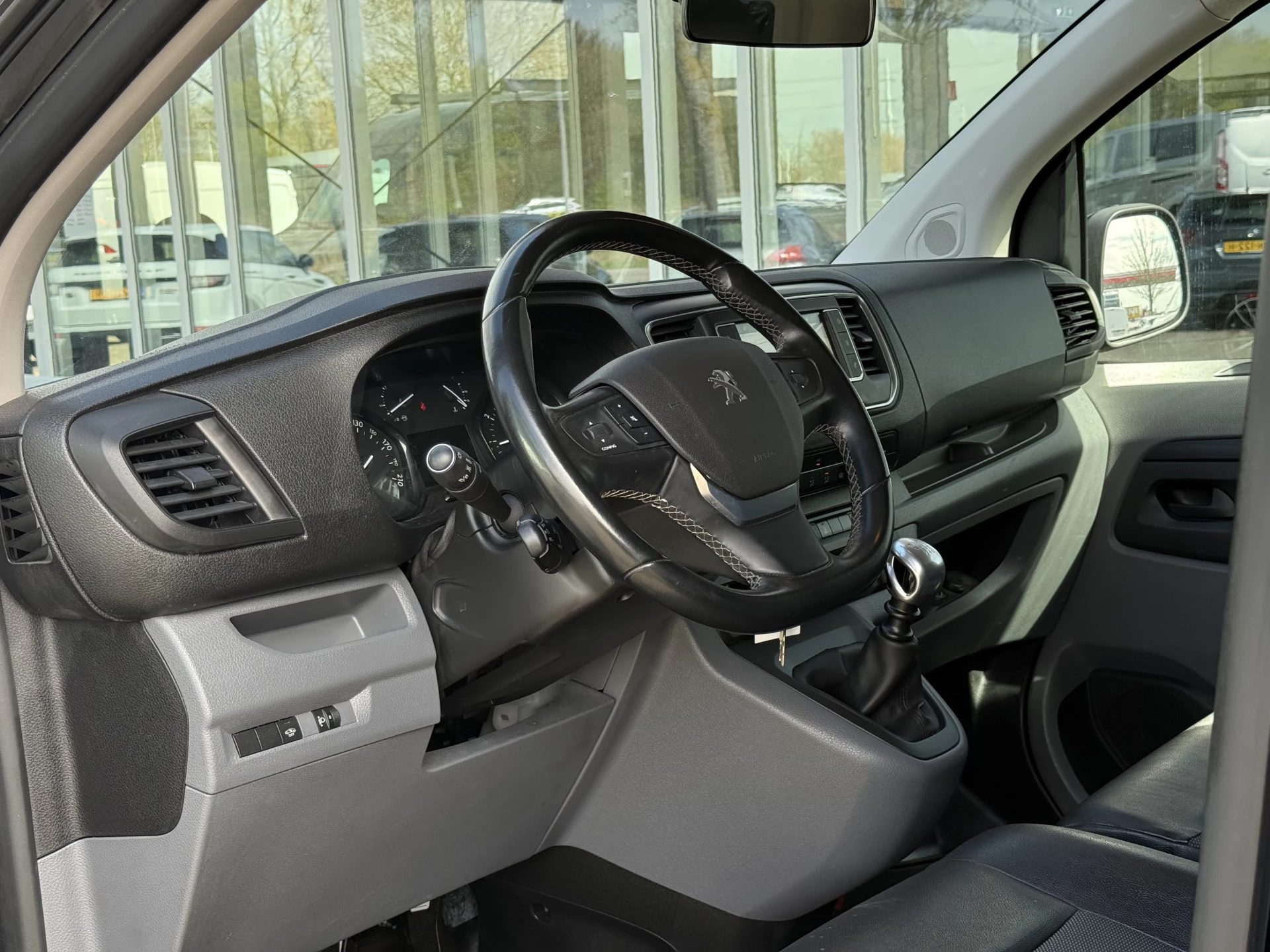 Hoofdafbeelding Peugeot Expert