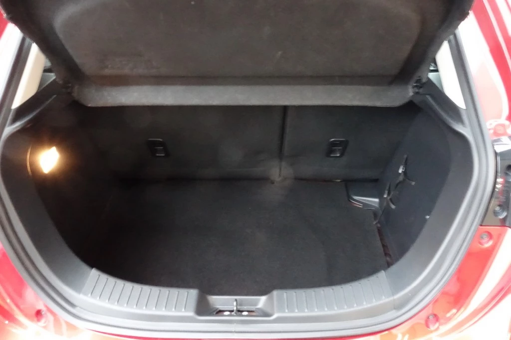 Hoofdafbeelding Mazda 2