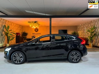 Volvo V40 2.0 T2 Momentum Garantie Camera StoelVW Cruise Clima Navi Bluetooth Led Rijklaar