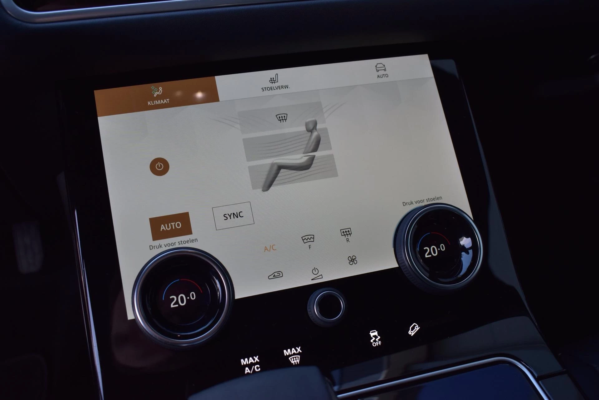 Hoofdafbeelding Land Rover Range Rover Velar