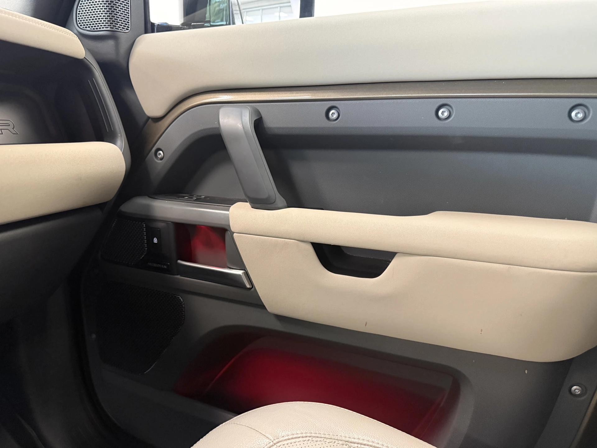 Hoofdafbeelding Land Rover Defender