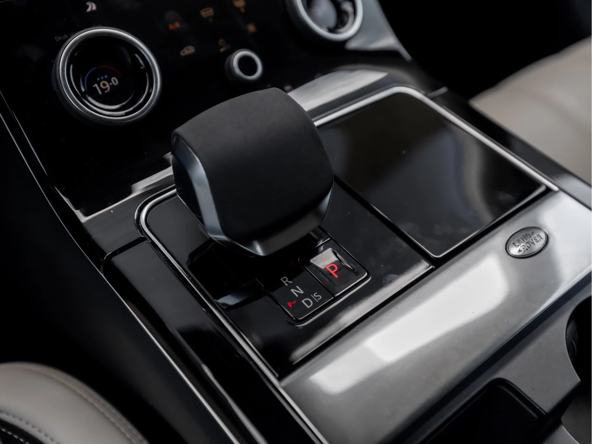 Hoofdafbeelding Land Rover Range Rover Velar