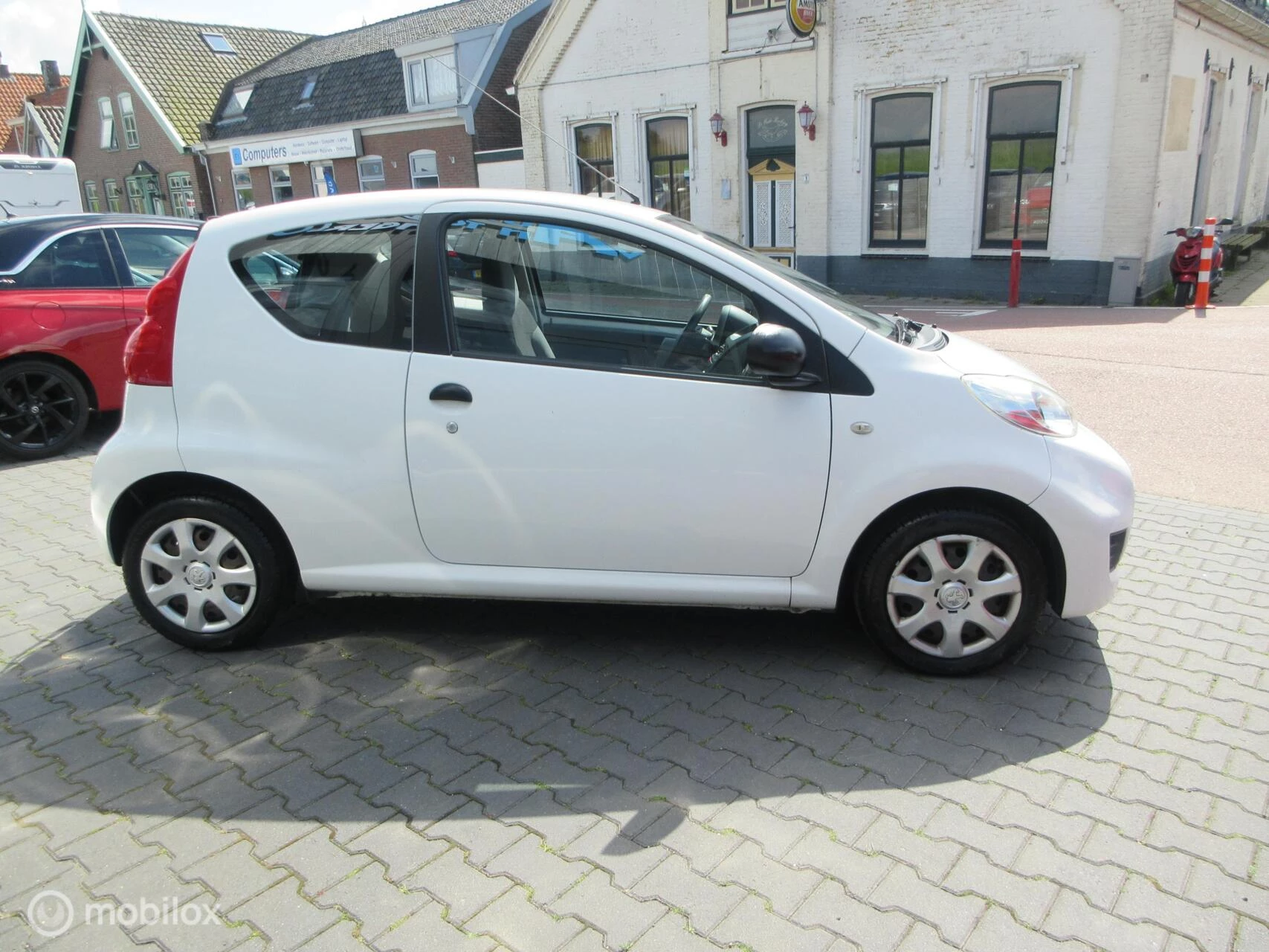 Hoofdafbeelding Peugeot 107