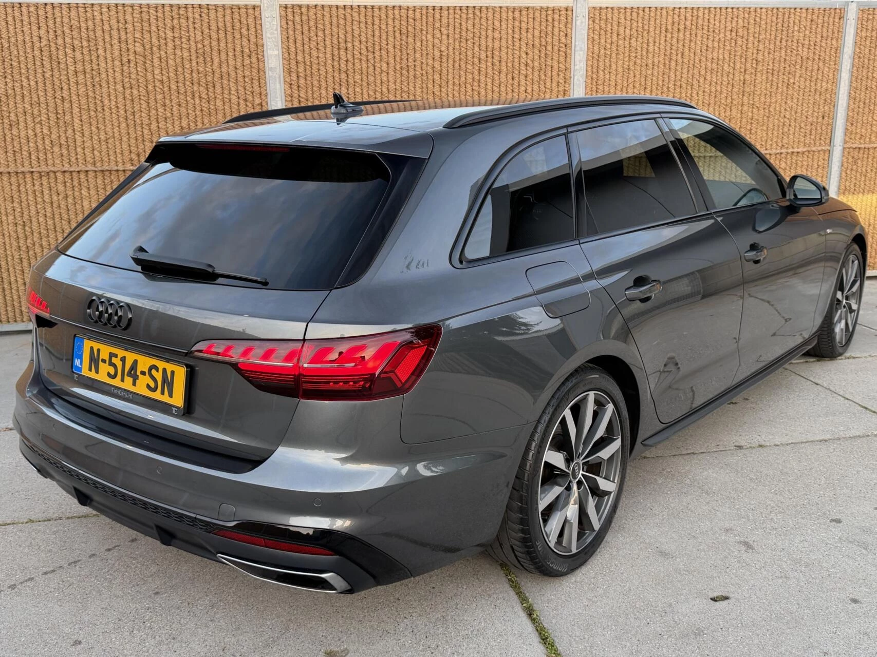 Hoofdafbeelding Audi A4