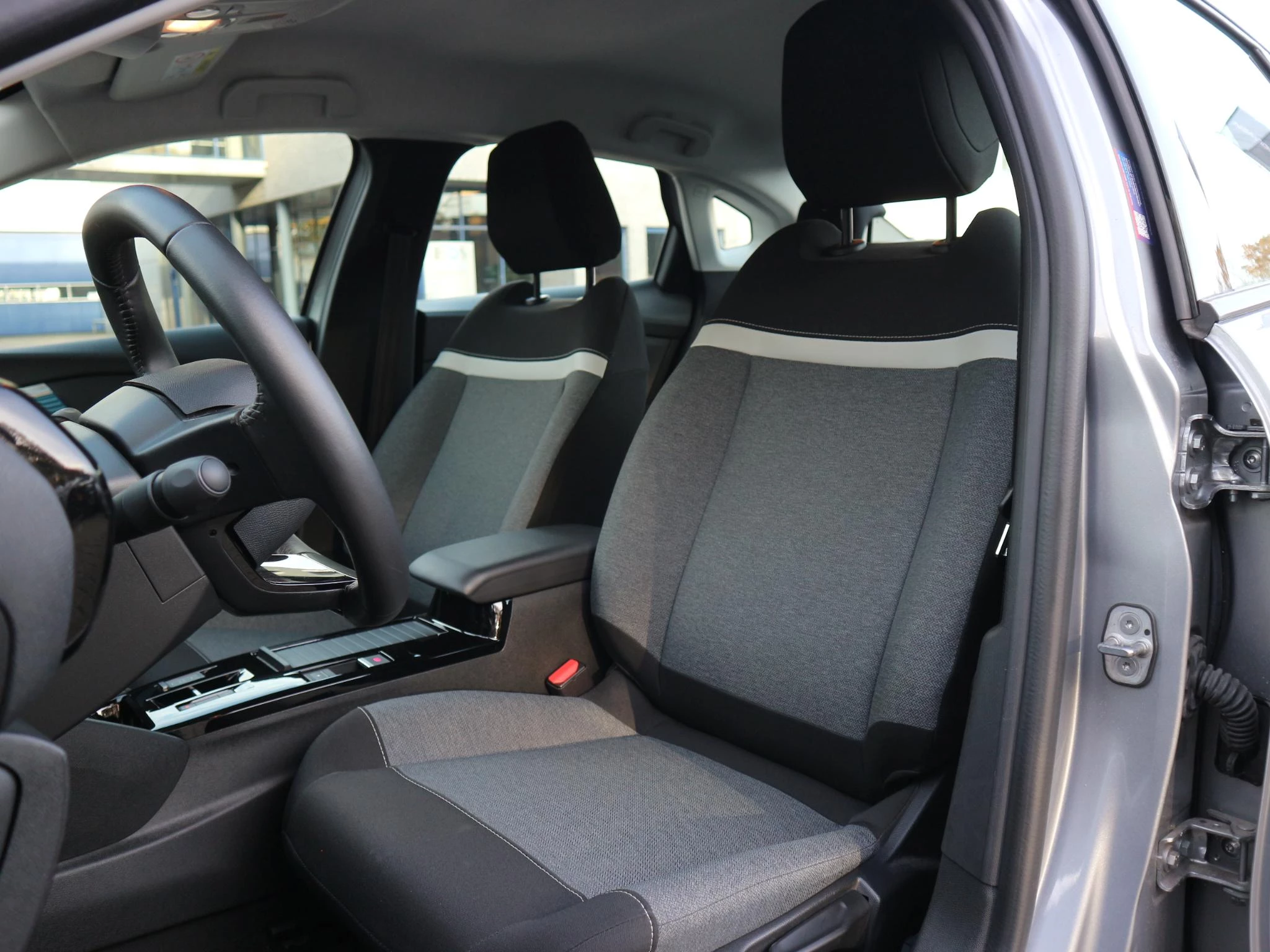 Hoofdafbeelding Citroën ë-C4 X