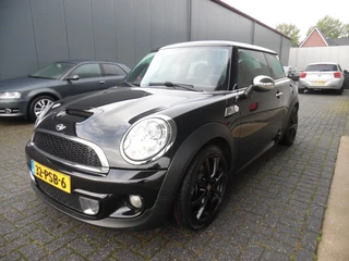 Hoofdafbeelding MINI Cooper S MINI Cooper S 1.6 COOPER S CHILI