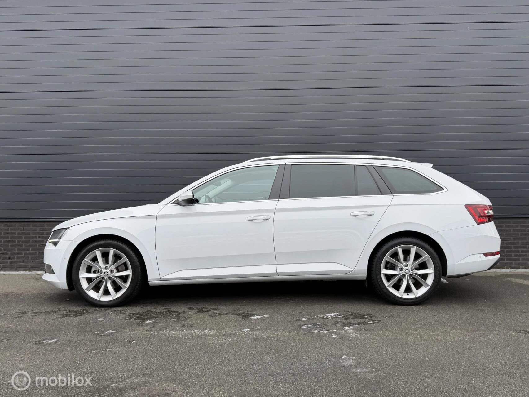 Hoofdafbeelding Škoda Superb