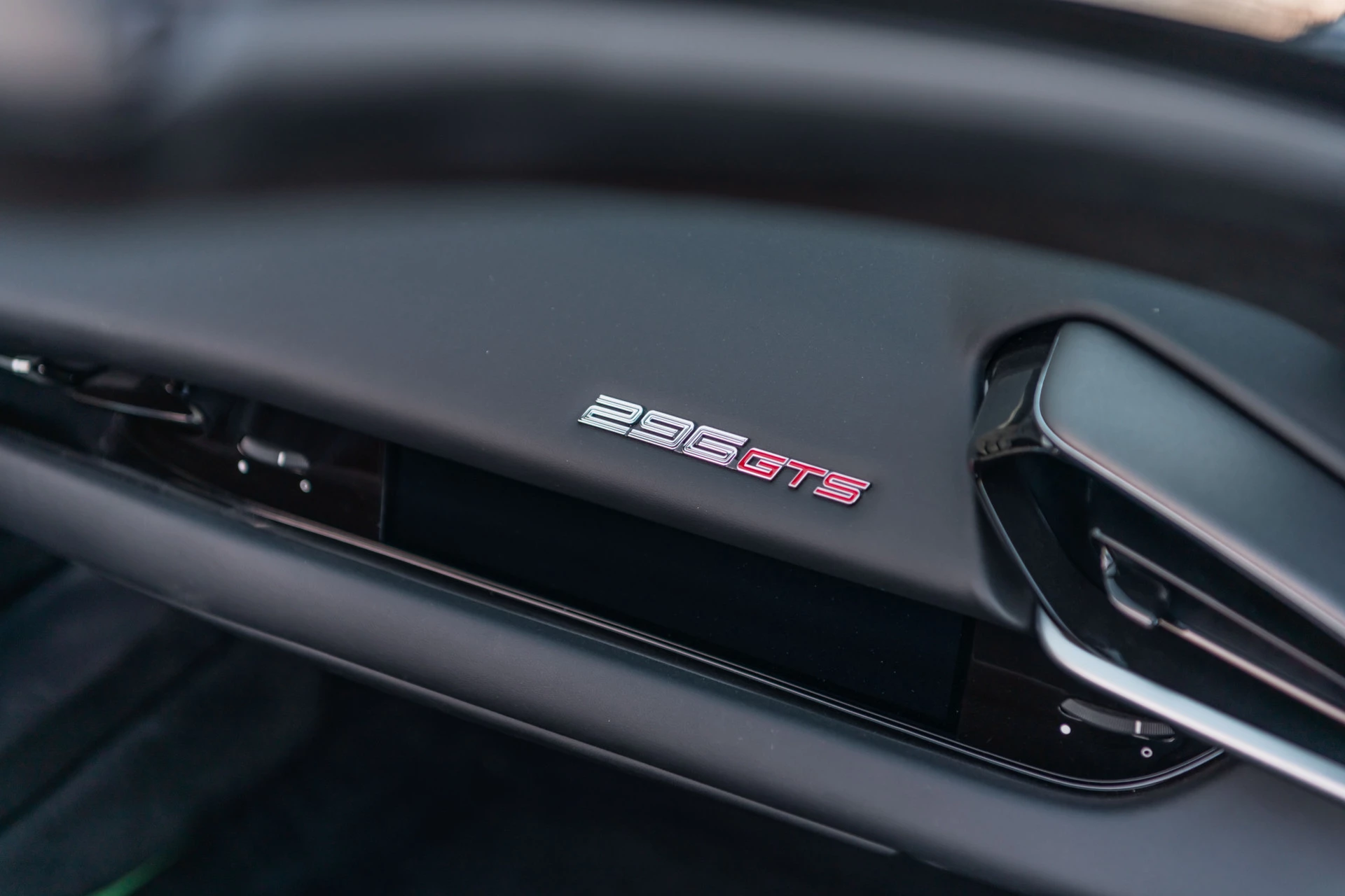 Hoofdafbeelding Ferrari 296