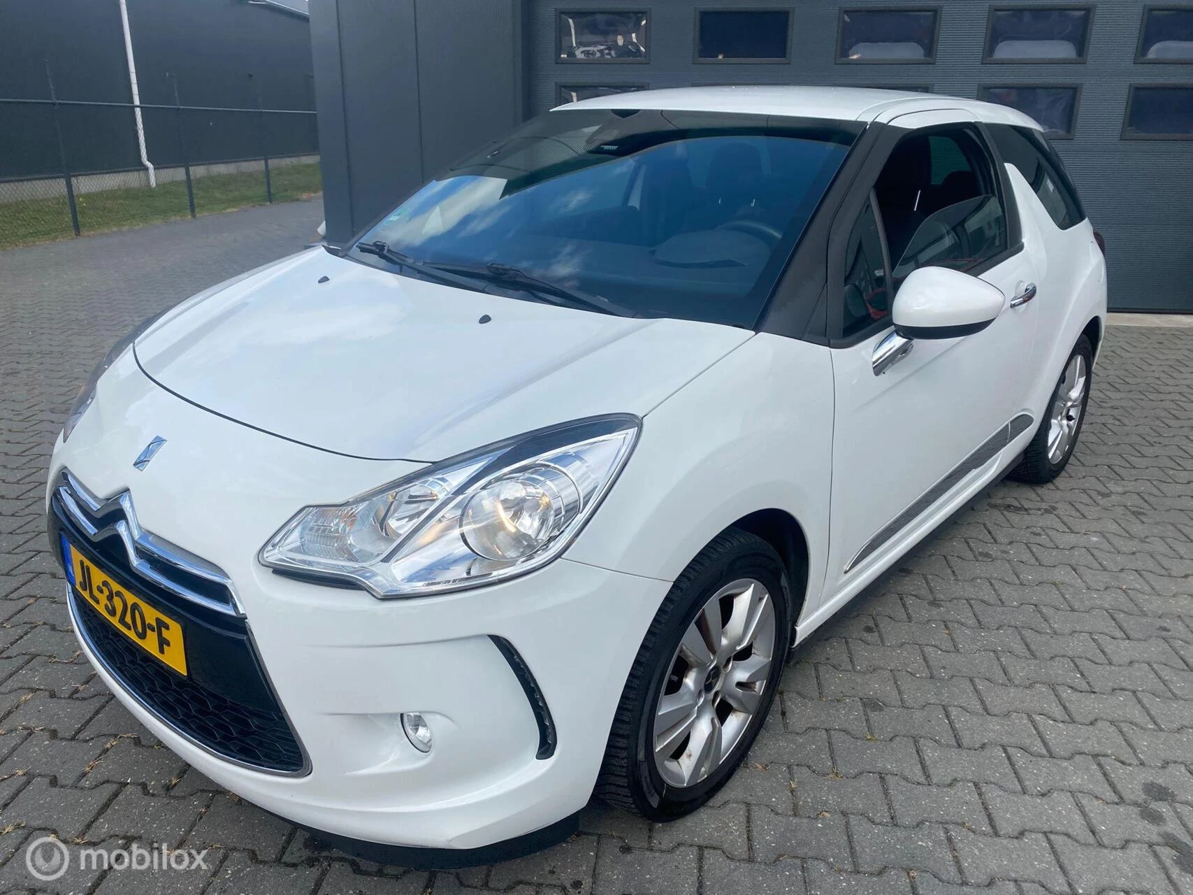 Hoofdafbeelding DS DS 3